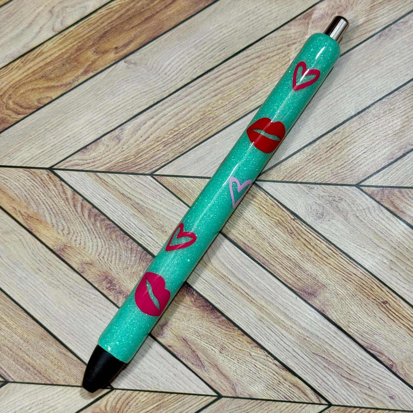 Lips and Hearts Pen