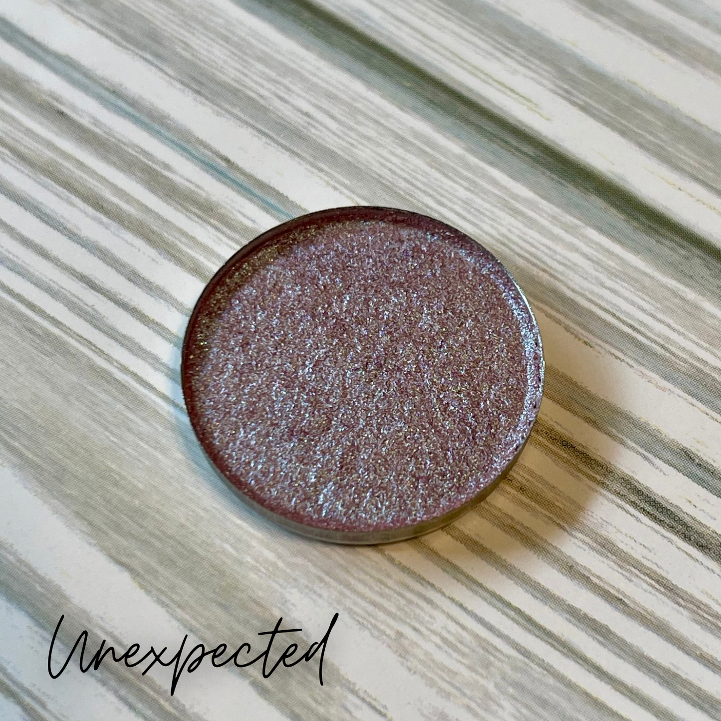 Unexpected Pressed Eyeshadow Single